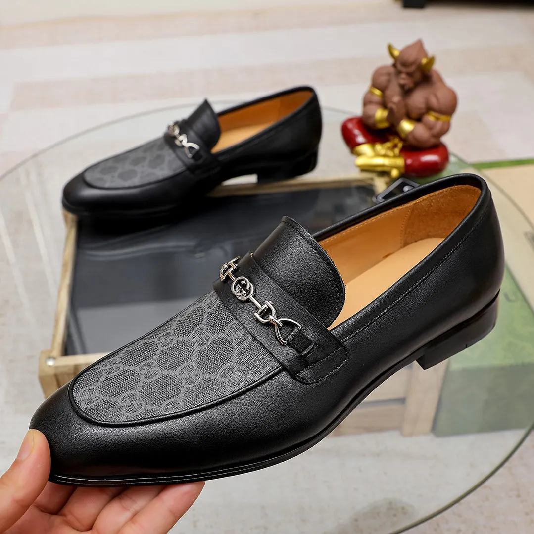 Men's men's shoes 💰420 🆘【GUCCI】Gucci ·🐂里· Hot-selling pea shoes top brand luxury, top quality, the latest fashion pea shoes. The upper is made of original first-layer cowhide. (Full first-layer water-dyed 🐂 leather·inner). The original stylish and stylish soft rubber wear-resistant and non-slip outsole is light and comfortable on the foot, available in 3 colors! Matching code: 38 / 45